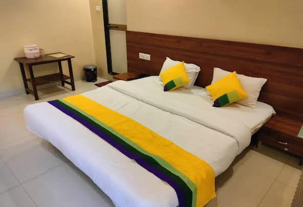 Hotel President House Matheran Ngoại thất bức ảnh